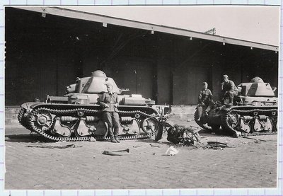 2R35HirsonR-1.jpg