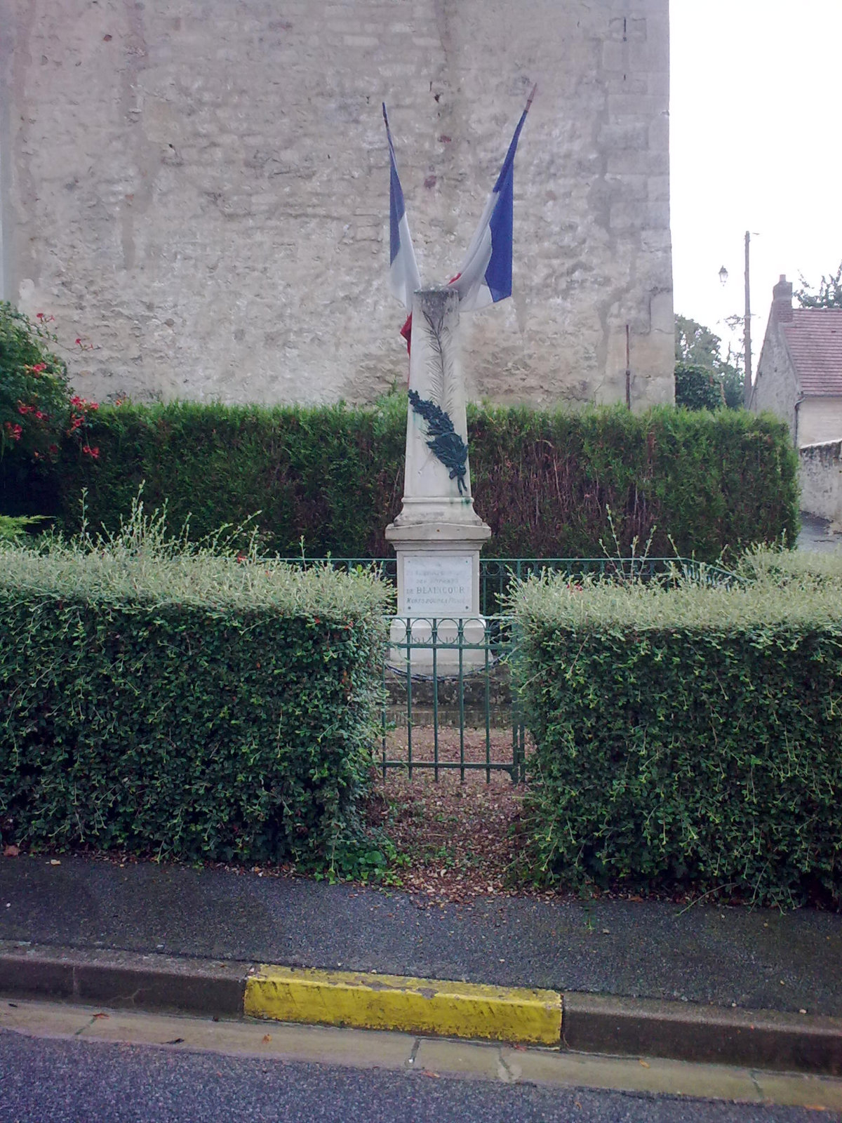 Blaincourt-les-Précy.jpg