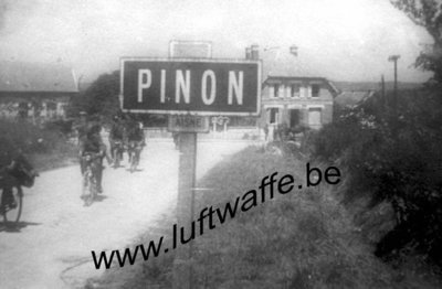 32_02320_pinon_vers_1942_wh57.jpg
