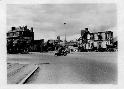 Soissons place de Laon.jpg