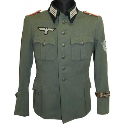 wehrmacht-heeres-feldgendarmerie-leutenant.jpg