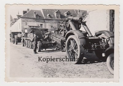 Wehrmacht Soldat Mörser Flak Pak Geschütz Halbkette in Villers-Cotterets.jpg