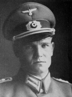 LOHRER portrait.jpg