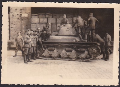 tank hirson 3.jpg