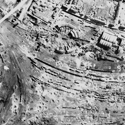 Bombardement voies de LONGUEAU.jpg