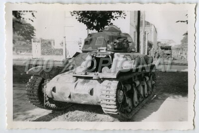 R-35 numéro 50711 - 2.JPG
