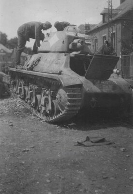 H-39 14ème BCC Hanappes 18 mai 1940 - 2.jpg